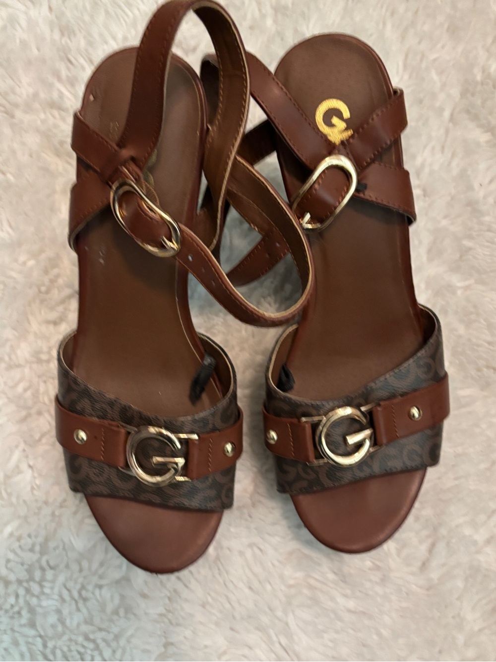 GBG Los Angeles Brown Monogram Wedge Sandals Size 8M